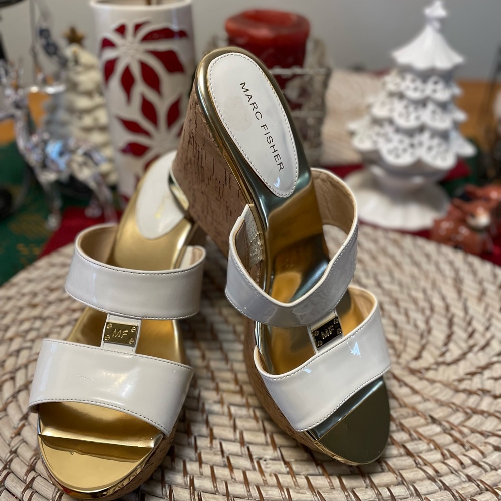 ❌SOLD ❌Marc Fisher Cream and Gold Wedge Sandals